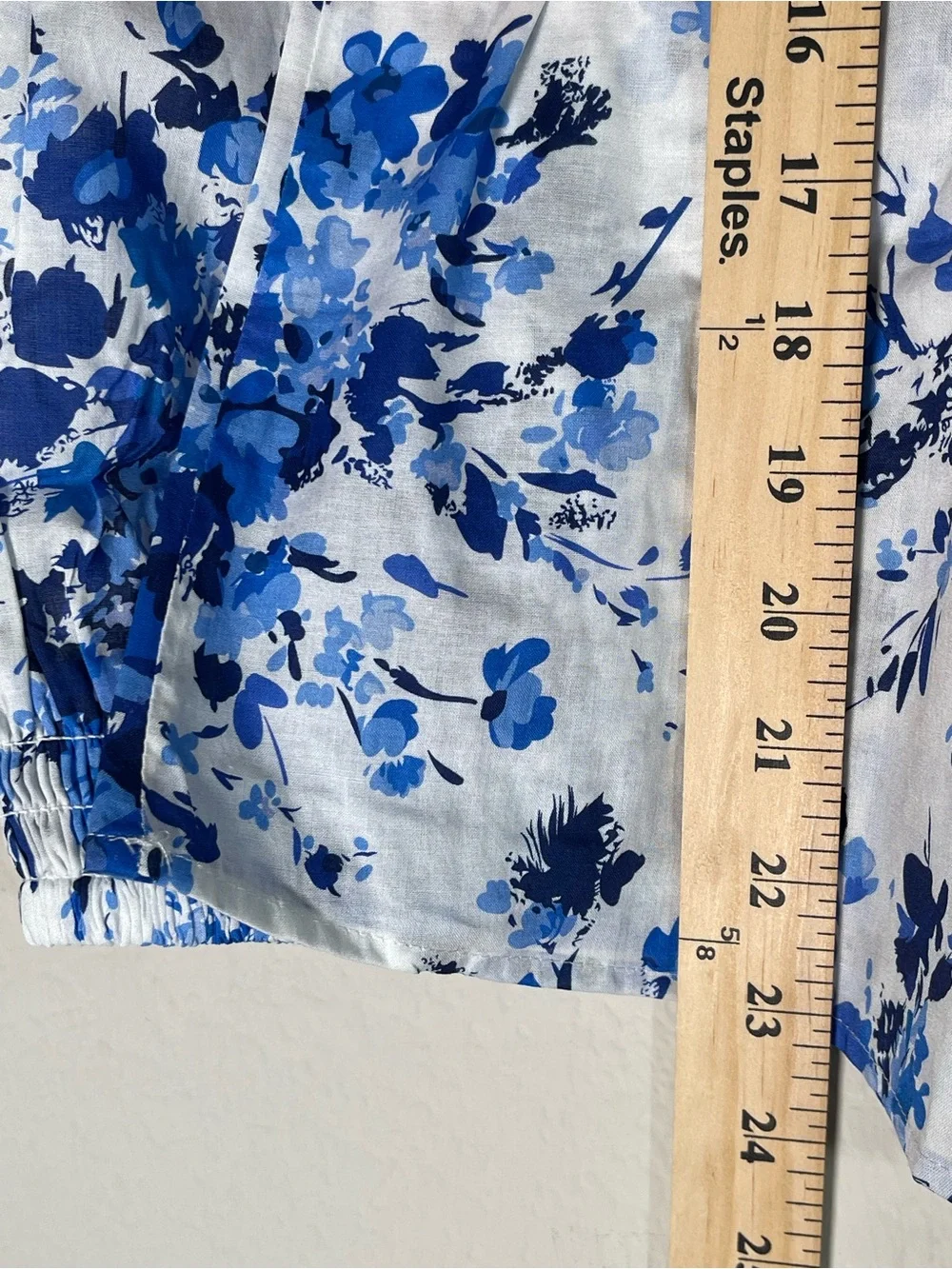 Tuckernuck Bluebell Meadows Tilly Smocked Floral Blouse Size XS NWT Lightweight